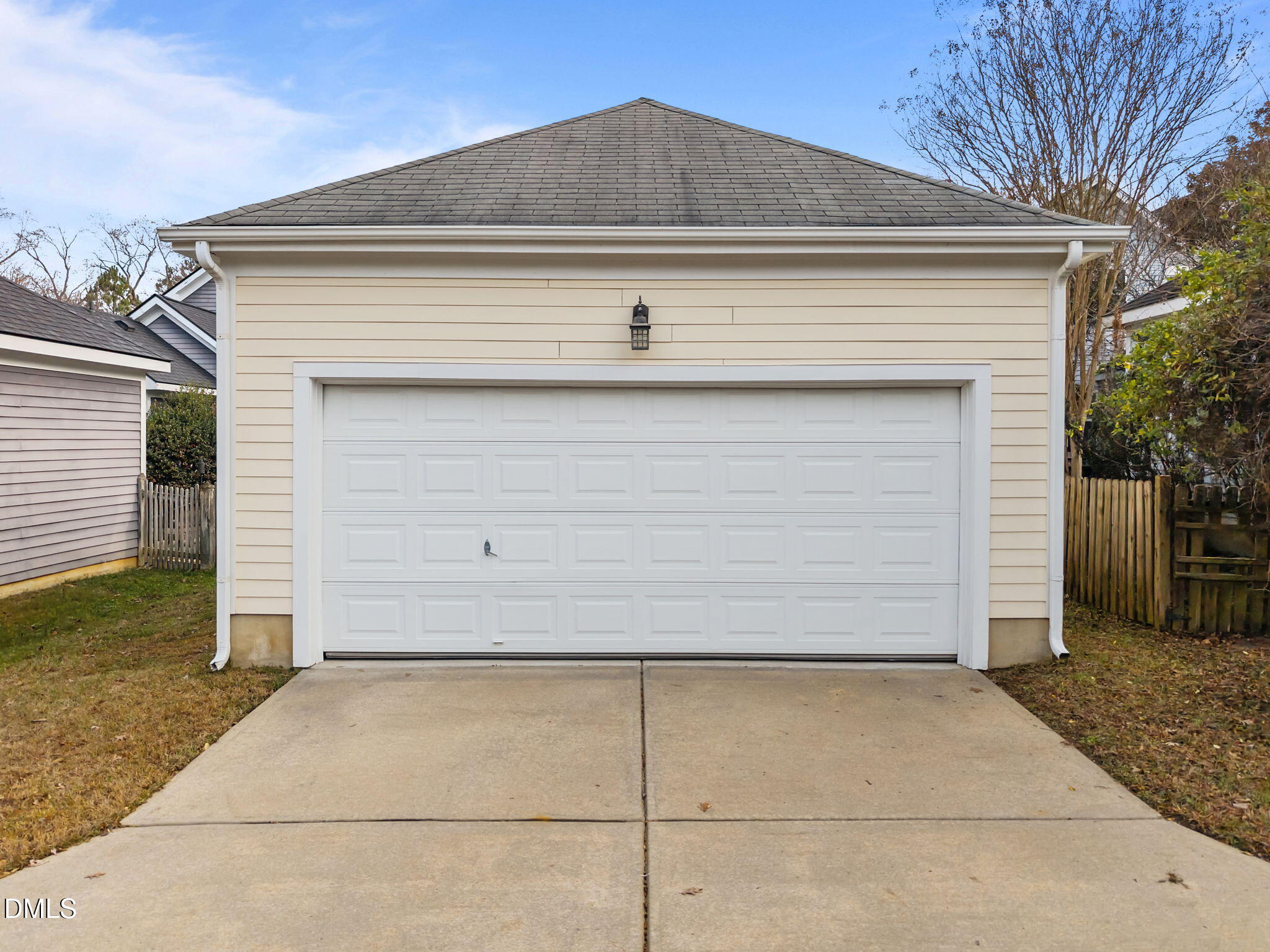 2817 Falls River Avenue