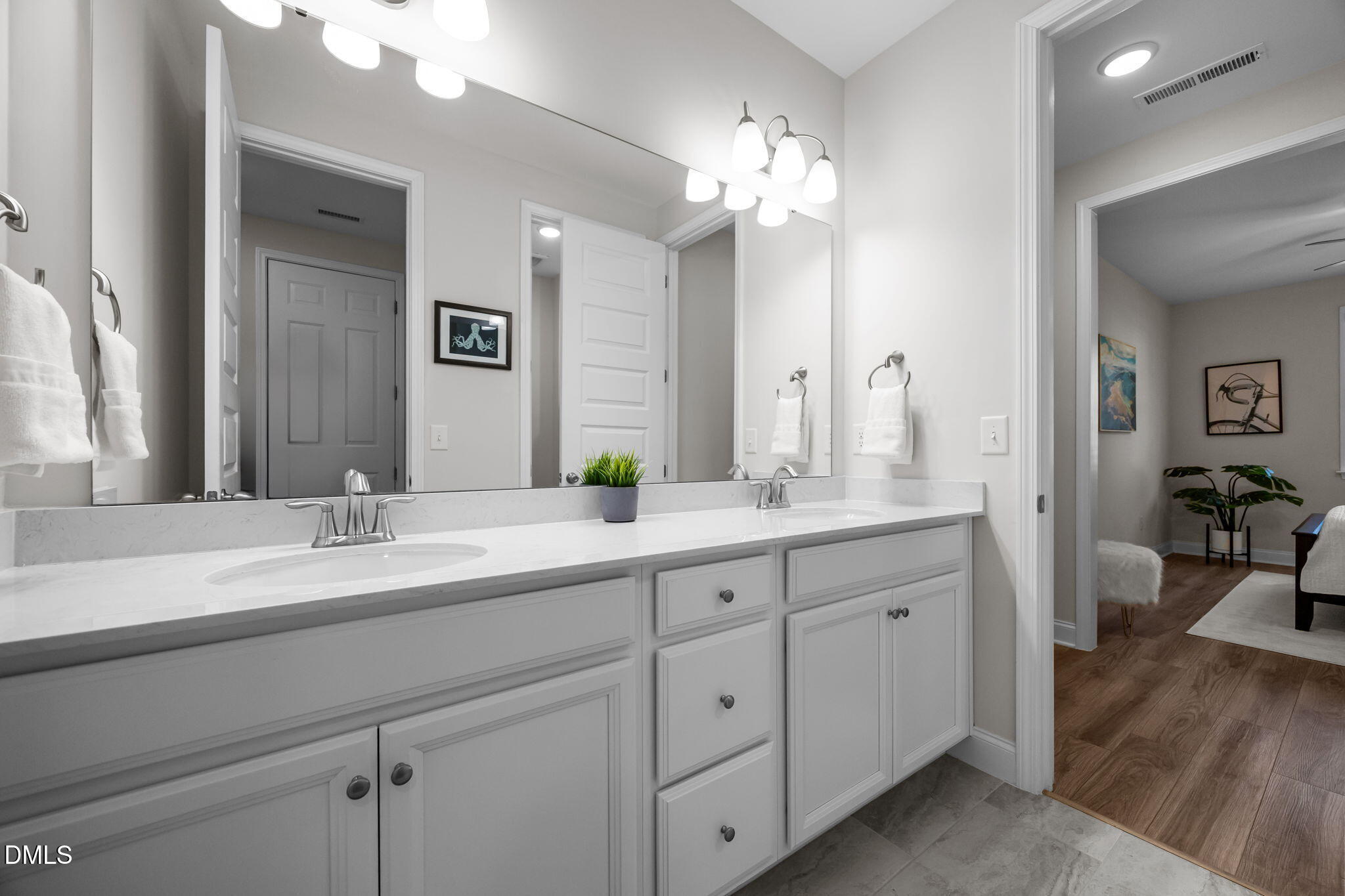 1449 Commons Ford Place