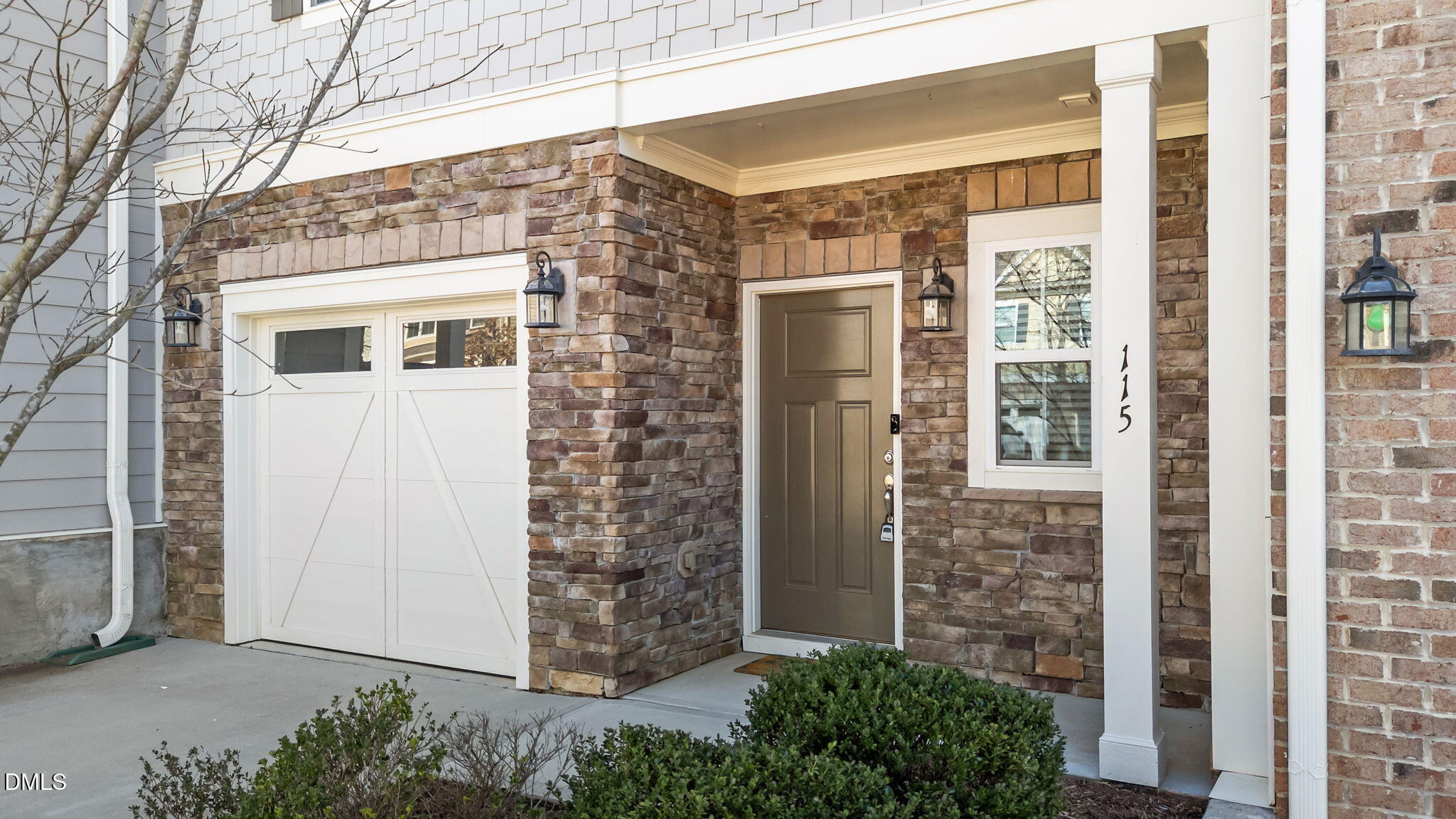 115 Writing Rock Place