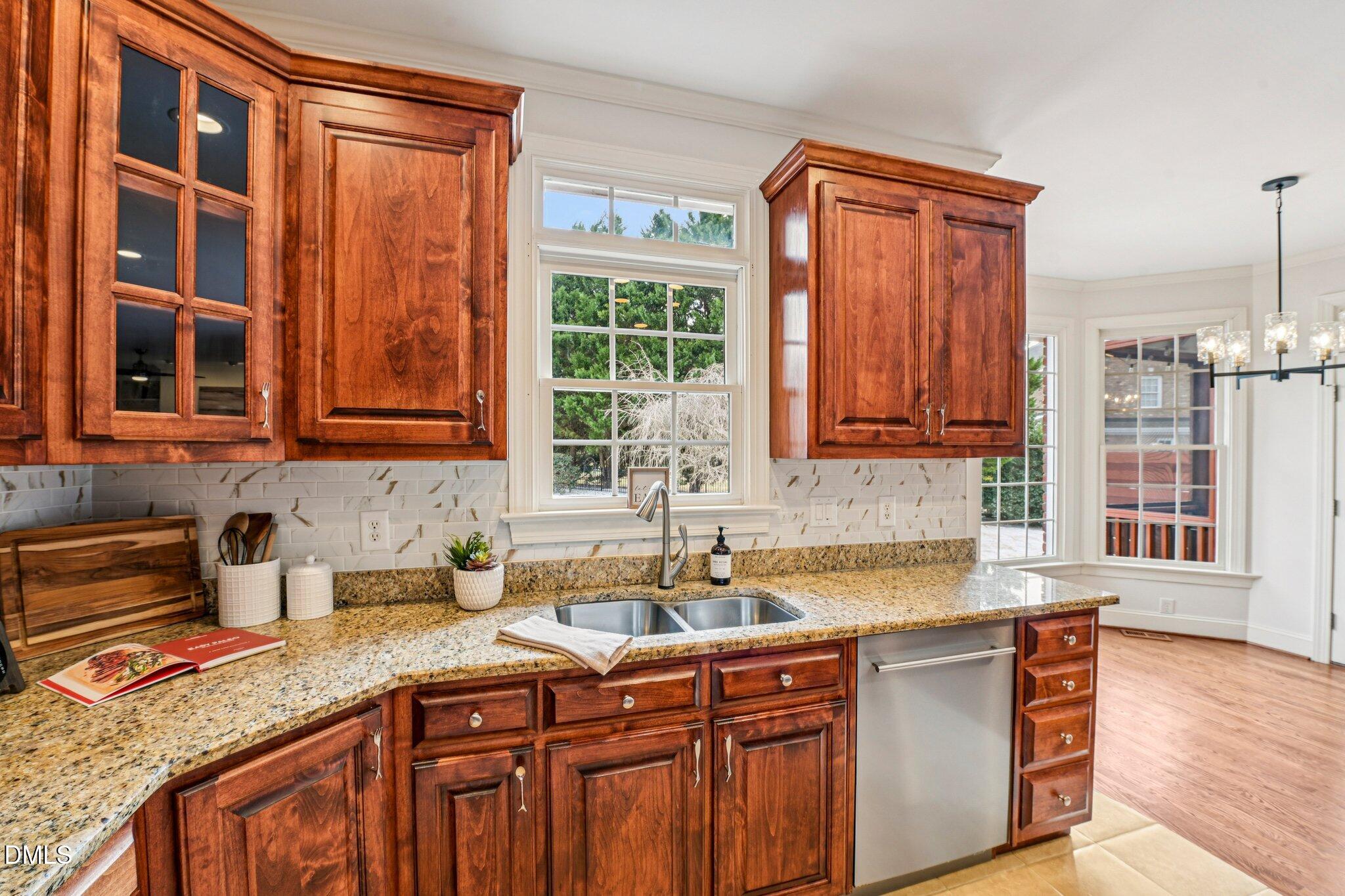 2432 Baileys Landing Drive