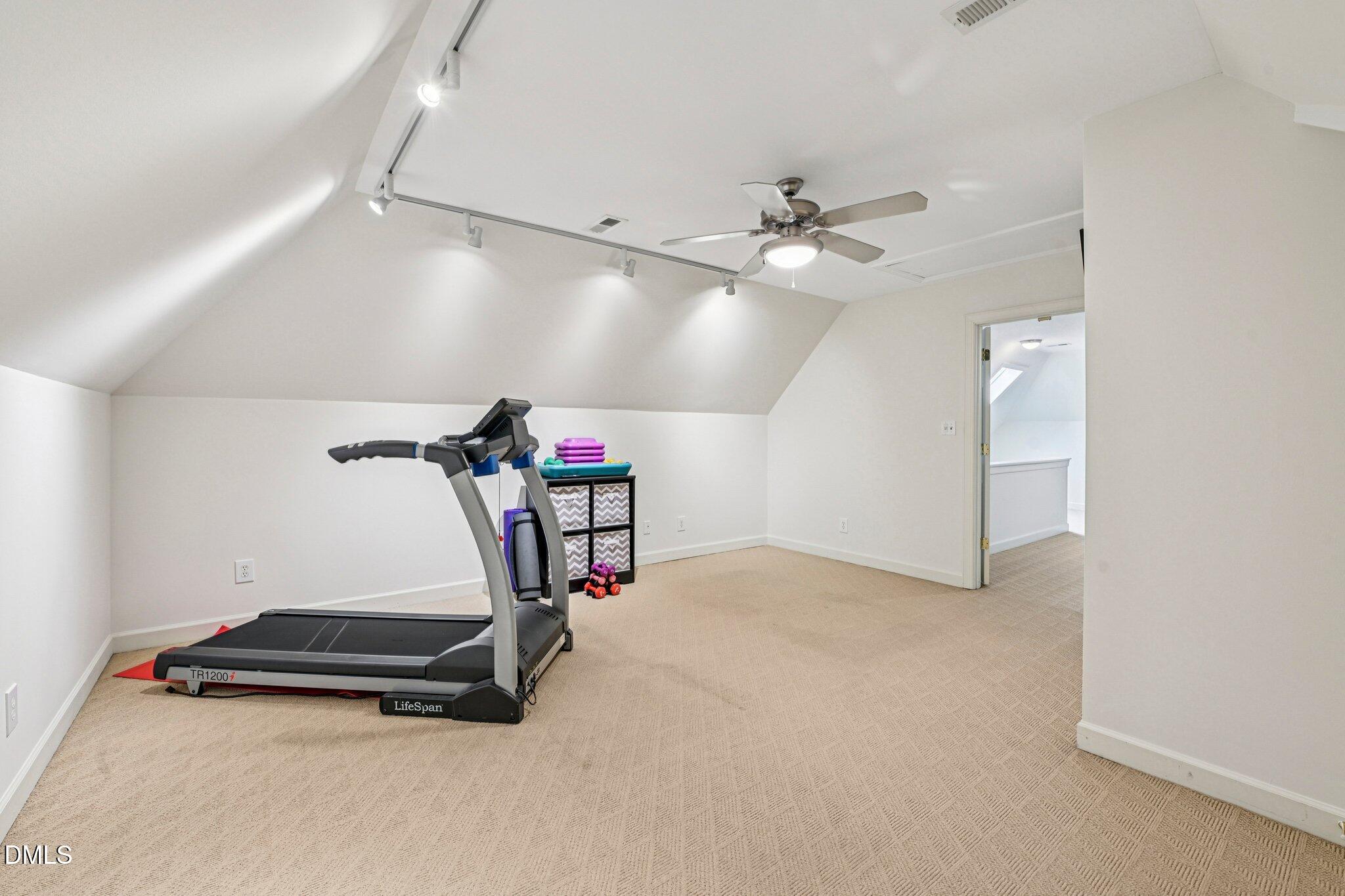 2432 Baileys Landing Drive