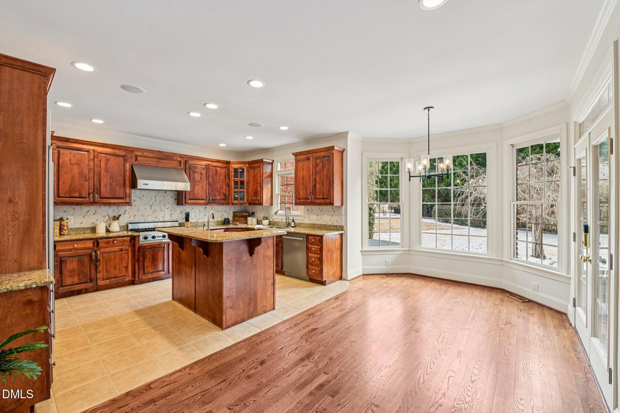 2432 Baileys Landing Drive
