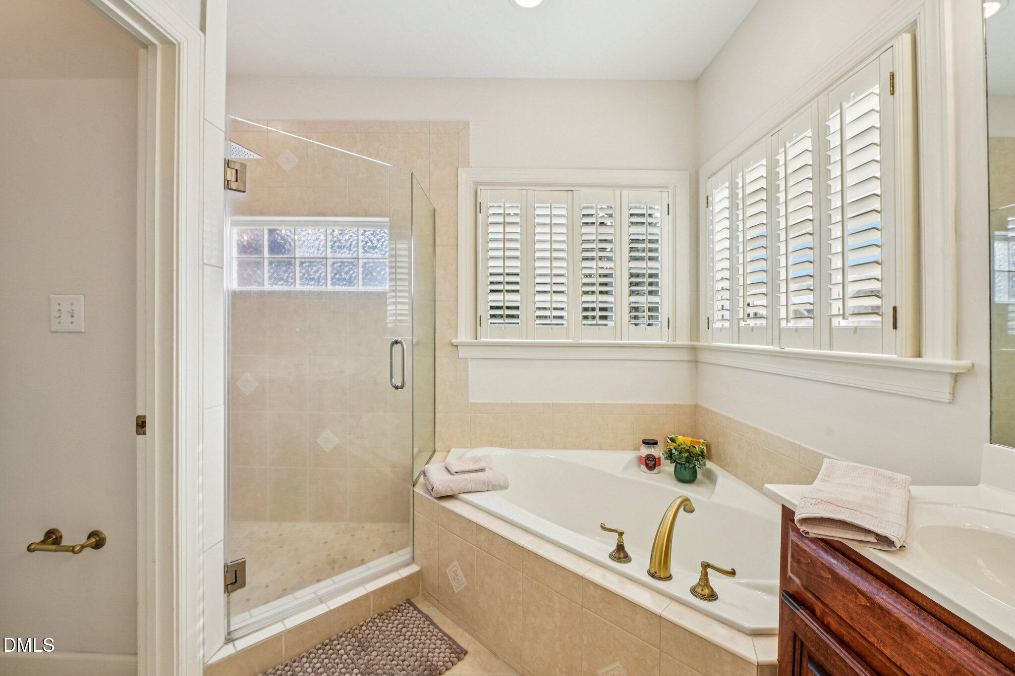 2432 Baileys Landing Drive