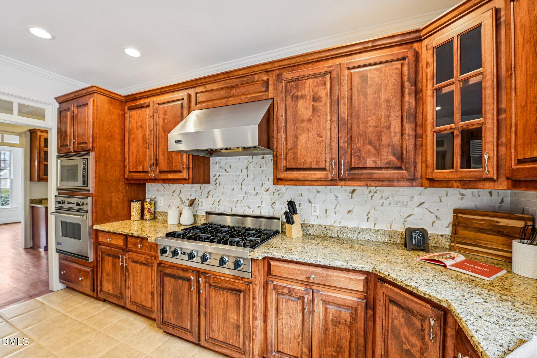 2432 Baileys Landing Drive