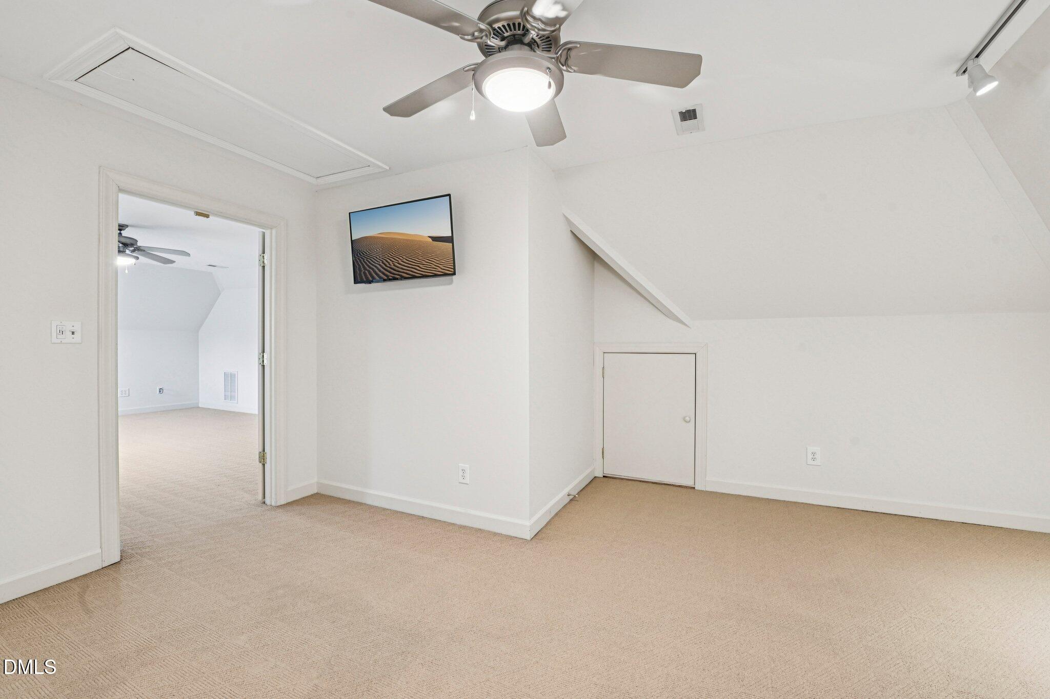 2432 Baileys Landing Drive