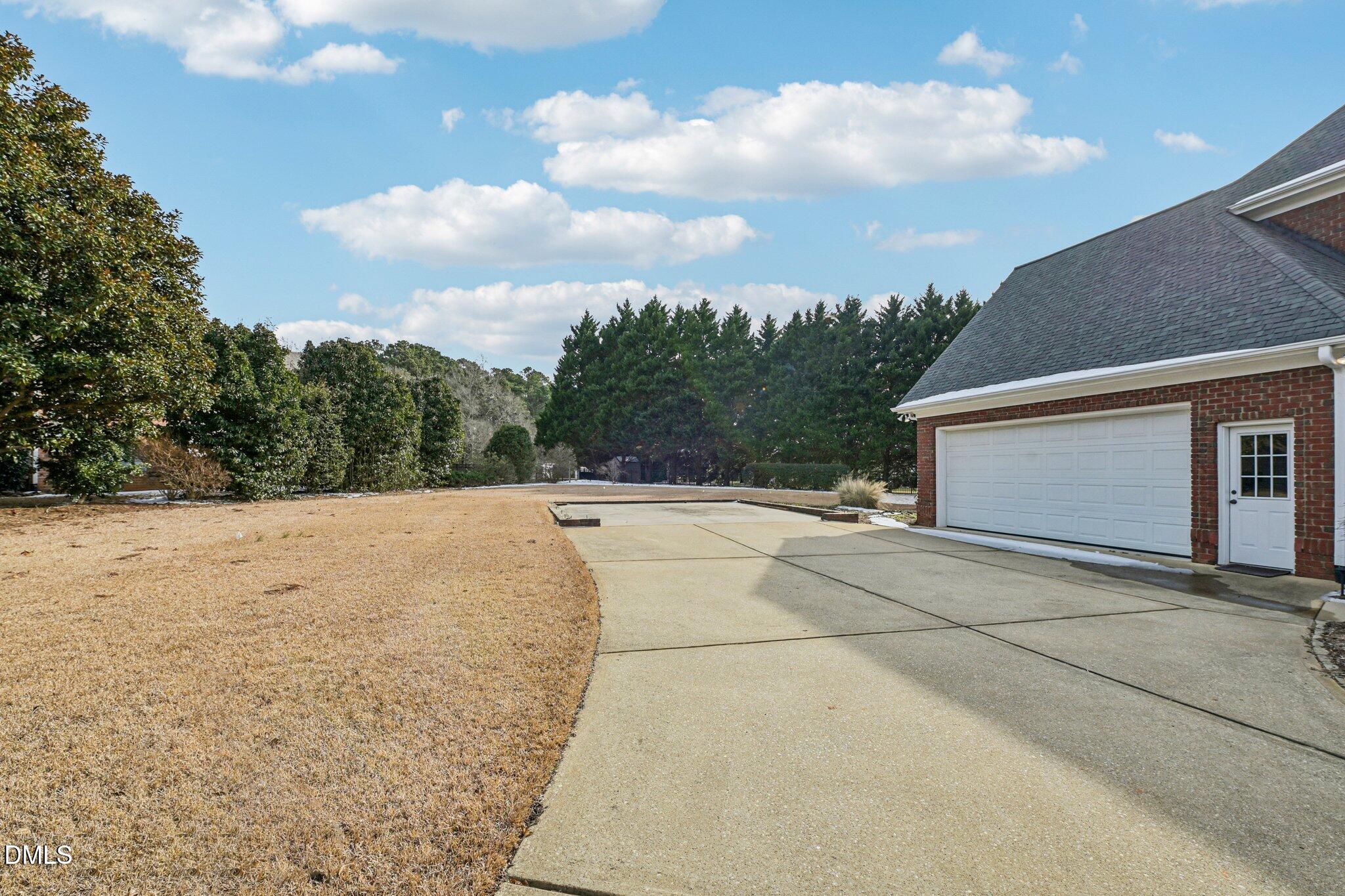 2432 Baileys Landing Drive