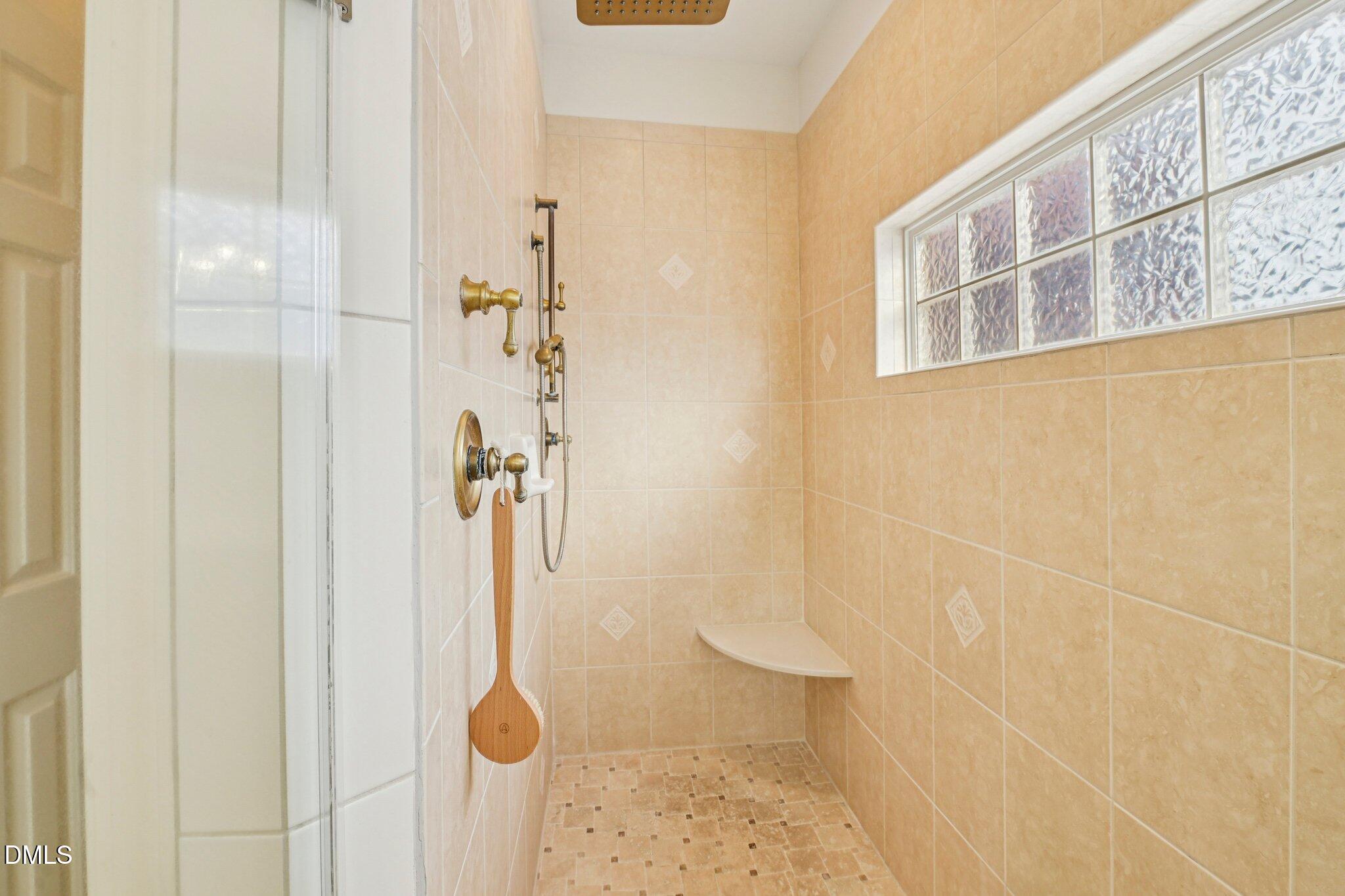 2432 Baileys Landing Drive