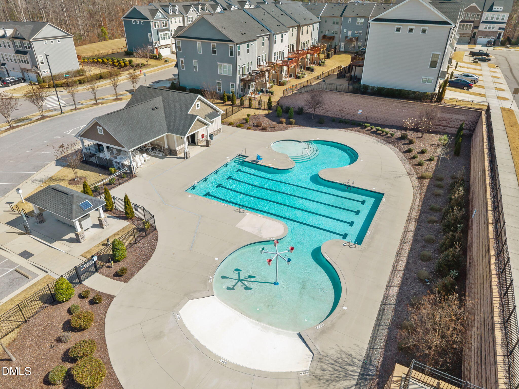 1011 Lathrop Lane