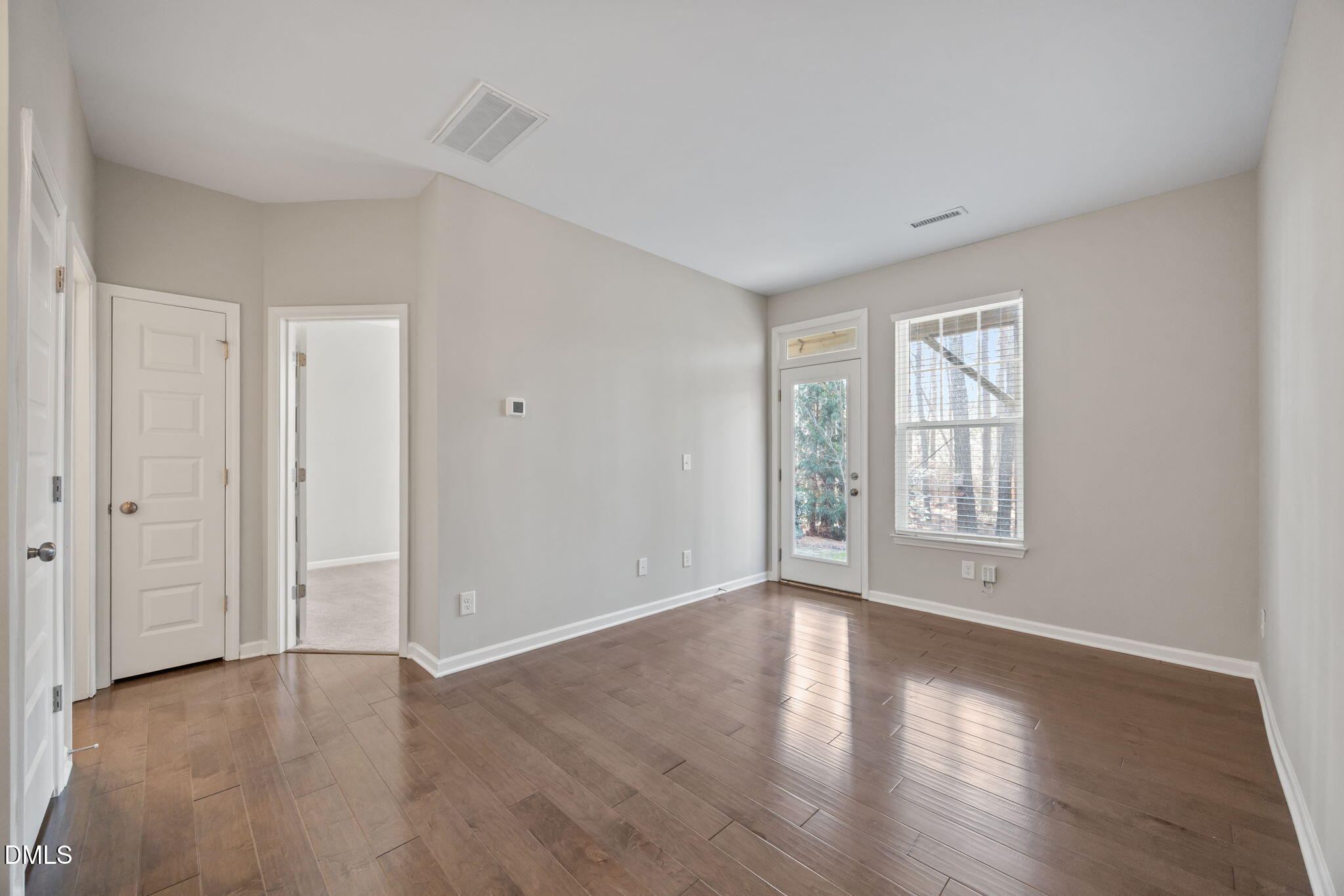 1011 Lathrop Lane