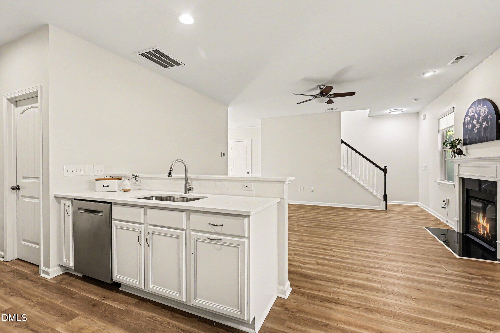 2612 Evanston Avenue