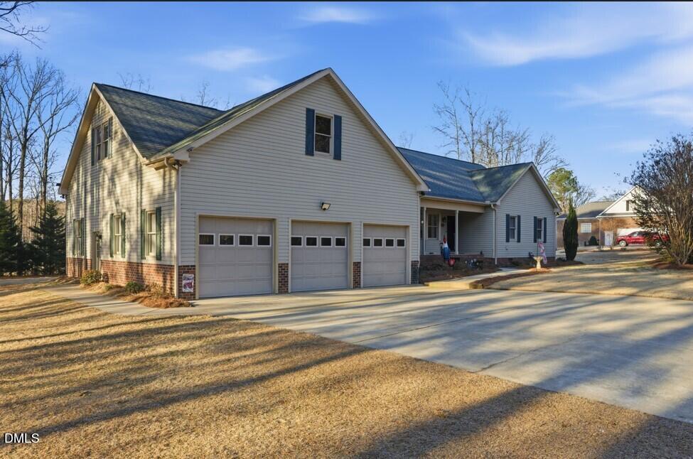 2045 Twin Acres Road