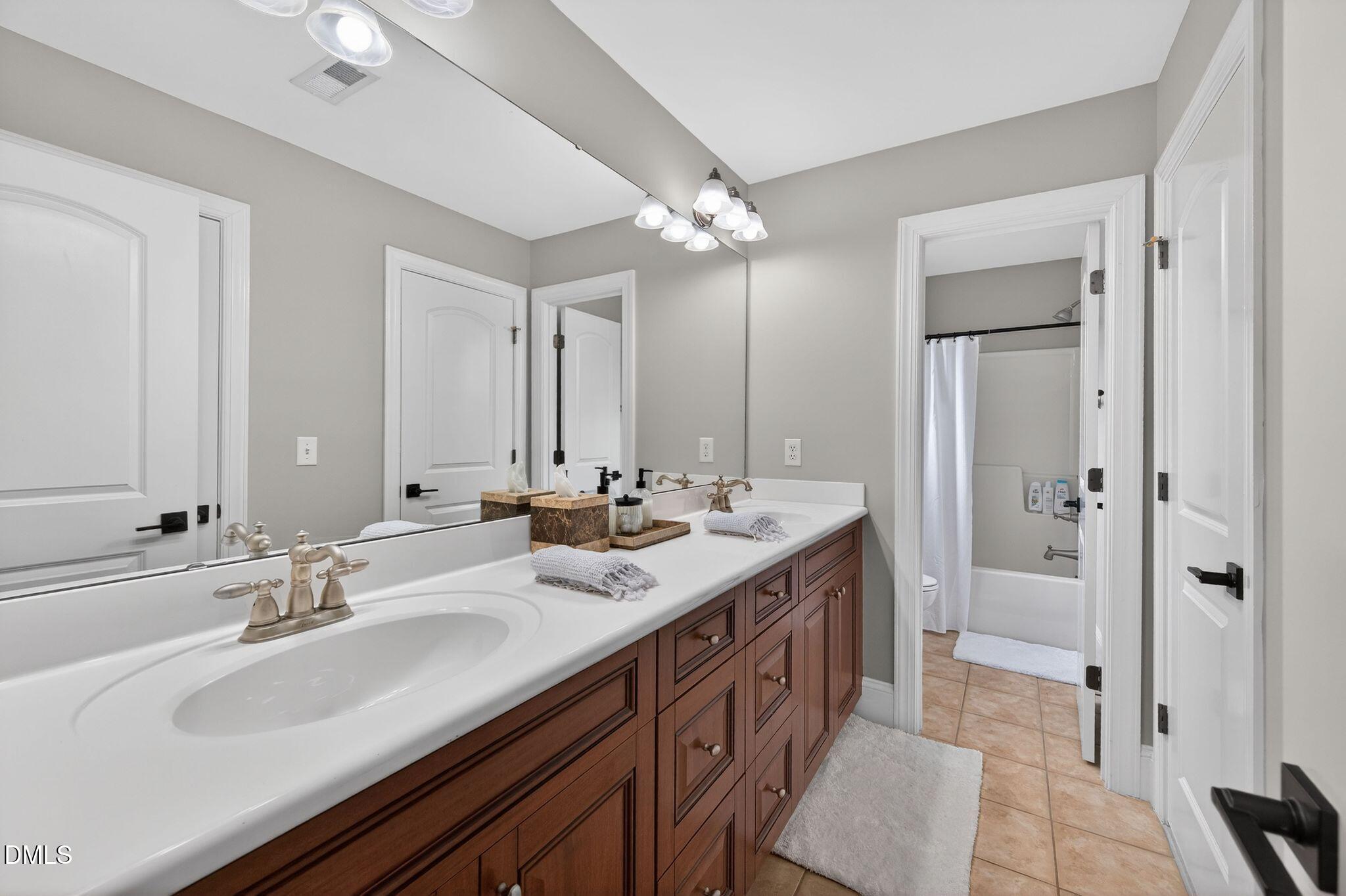 117 Cobblepoint Way