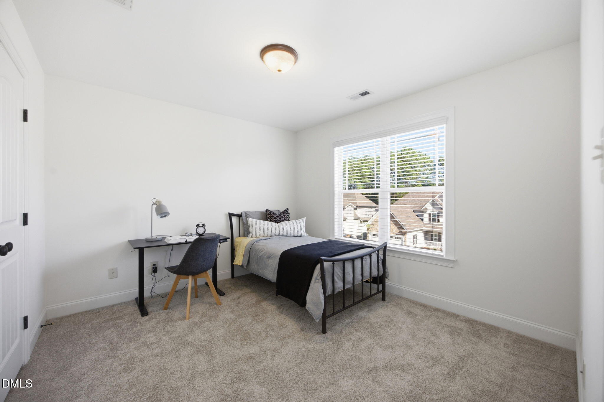 1113 Golden Star Way
