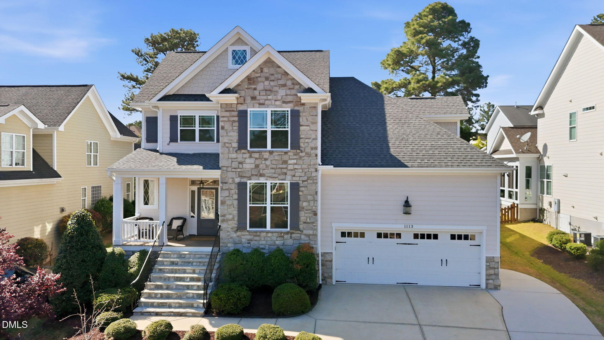 1113 Golden Star Way