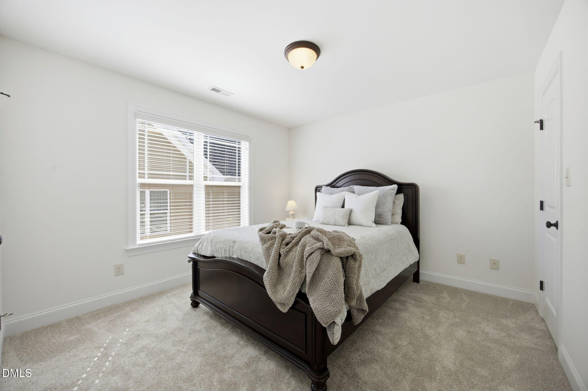 1113 Golden Star Way
