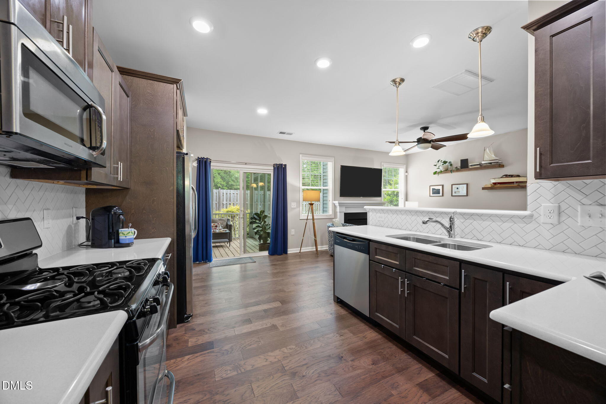 1033 Mclamb Drive