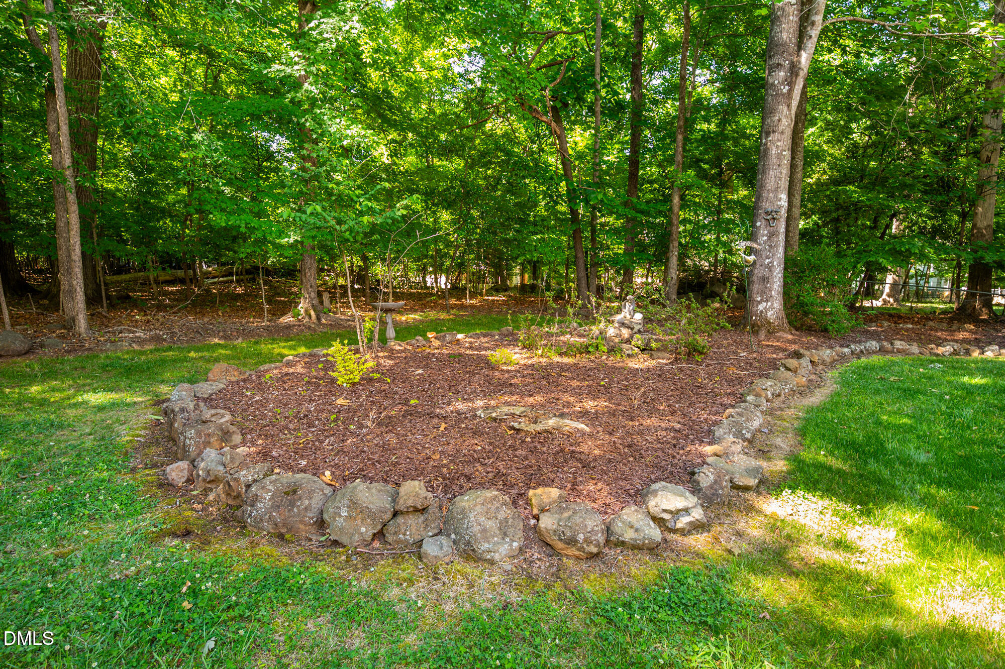 712 Flagstone Way