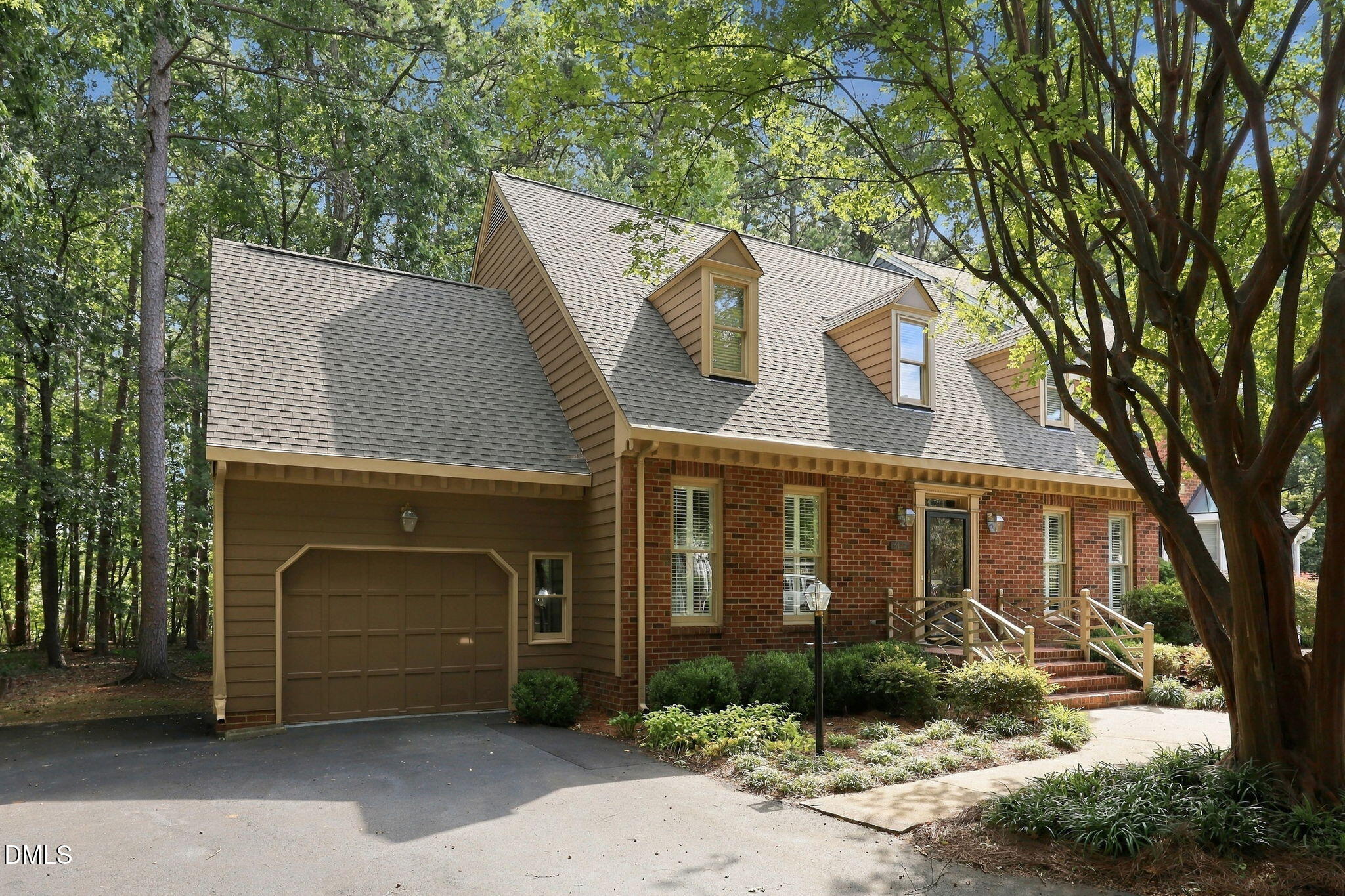 6122 Friars Walk Place