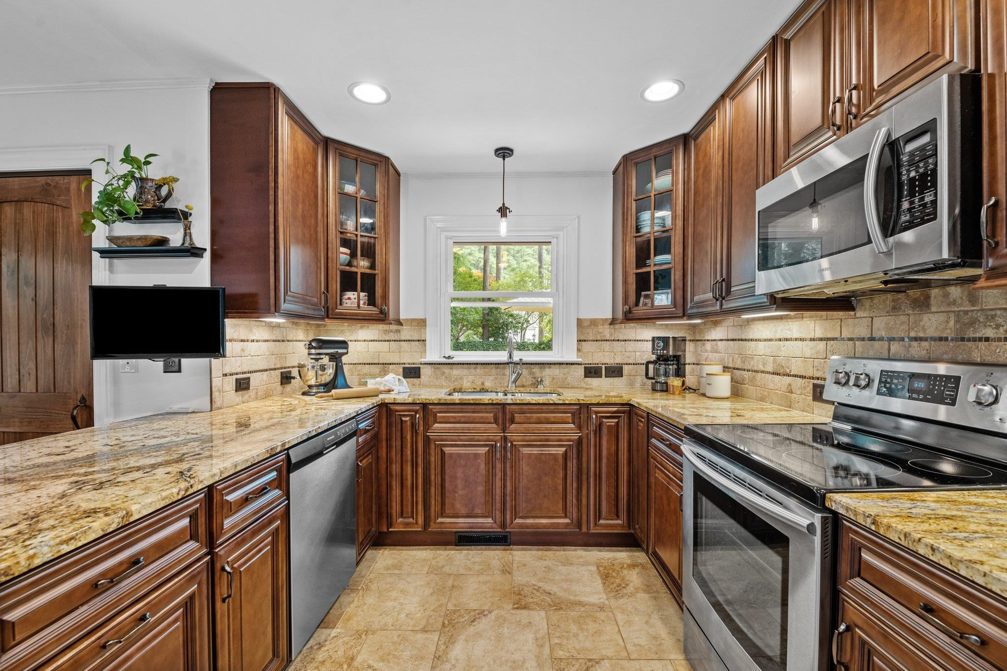 4918 Quail Hollow Drive