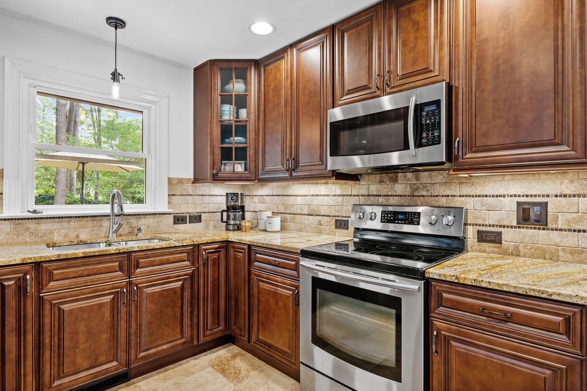 4918 Quail Hollow Drive