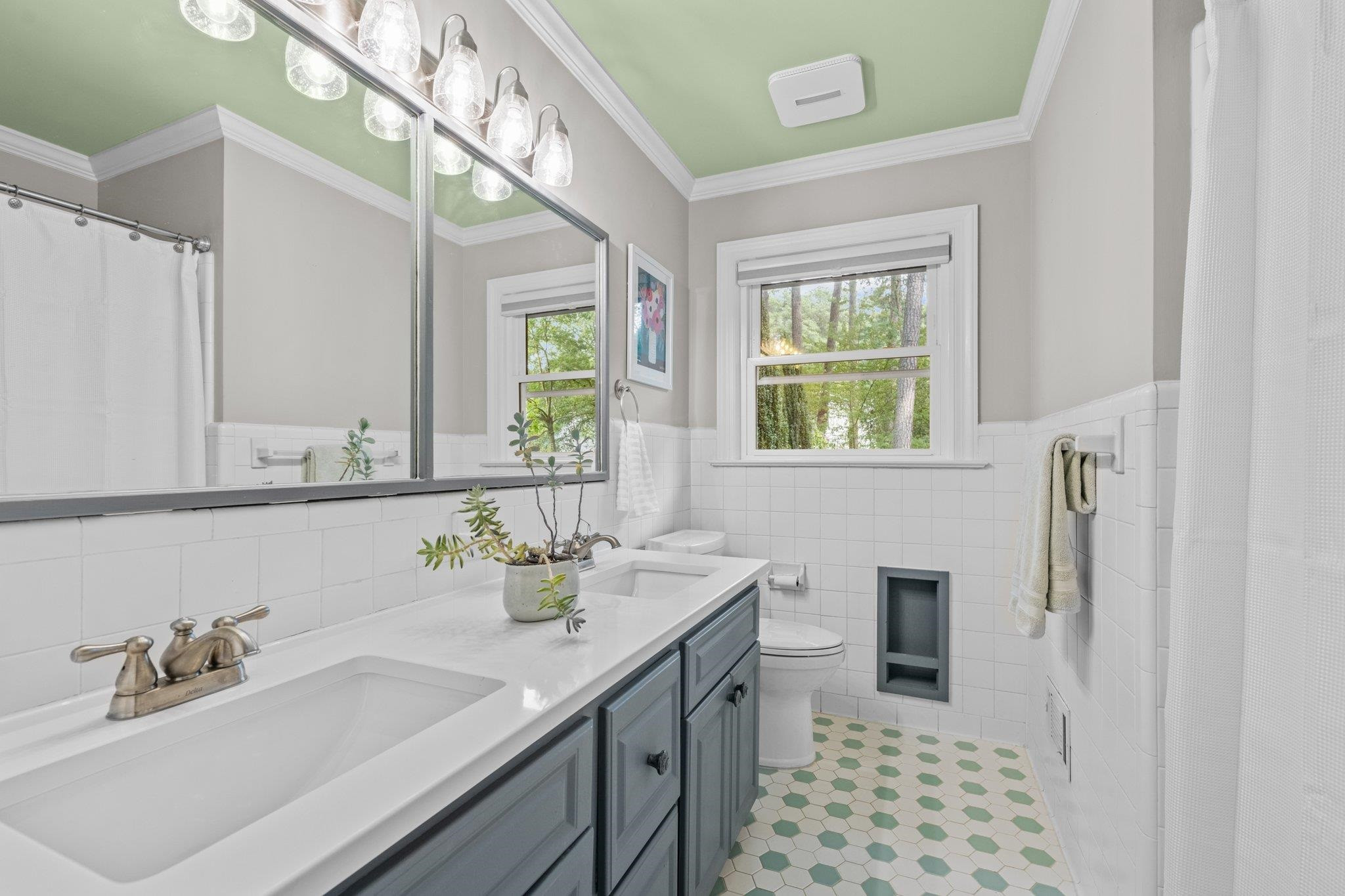 4918 Quail Hollow Drive