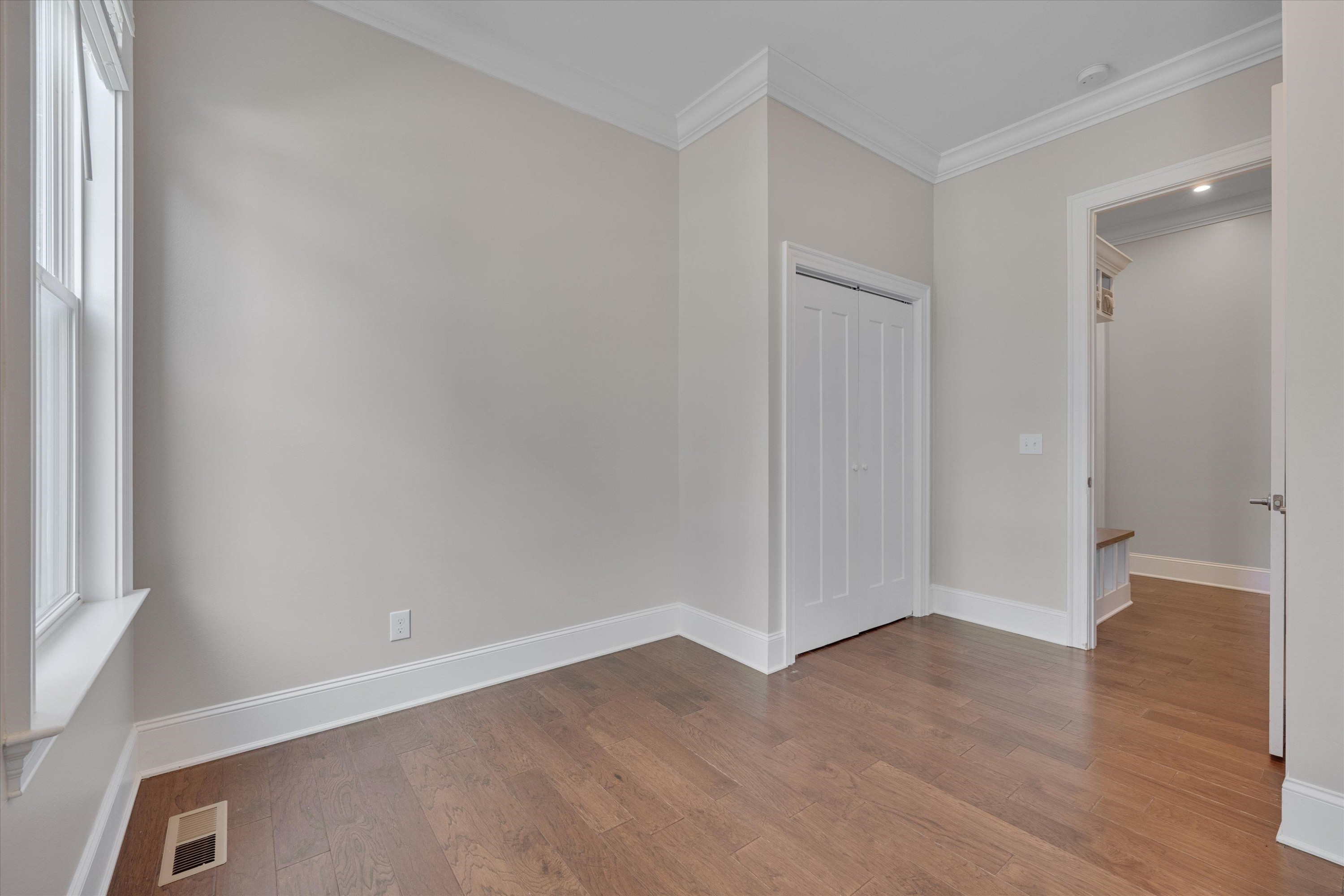 8012 Shree Court