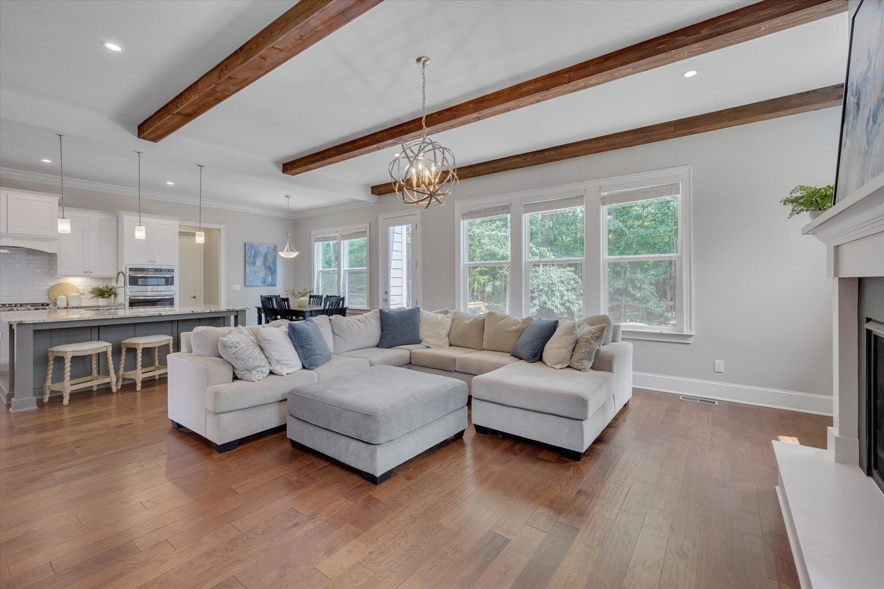8012 Shree Court