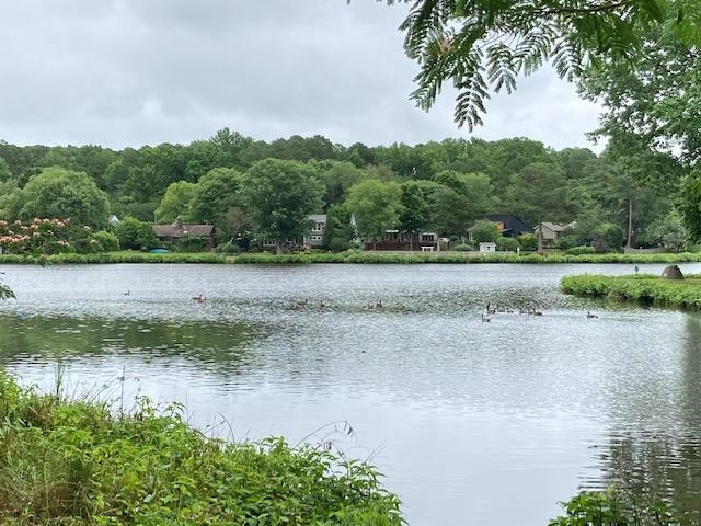 7104 Valley Lake Drive