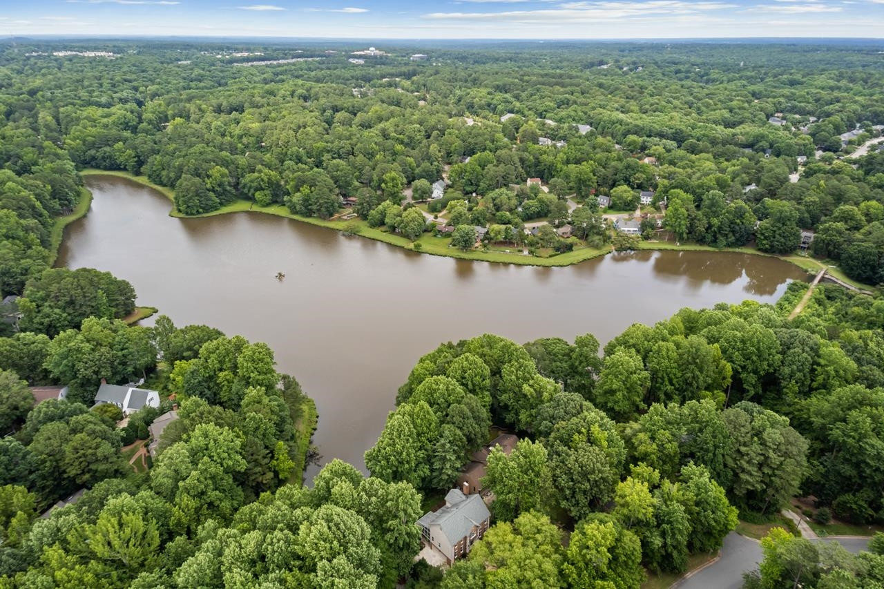 7104 Valley Lake Drive