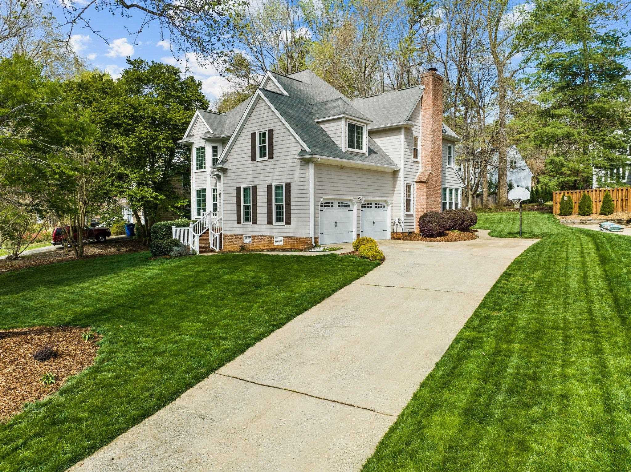 1012 Vestavia Woods Drive