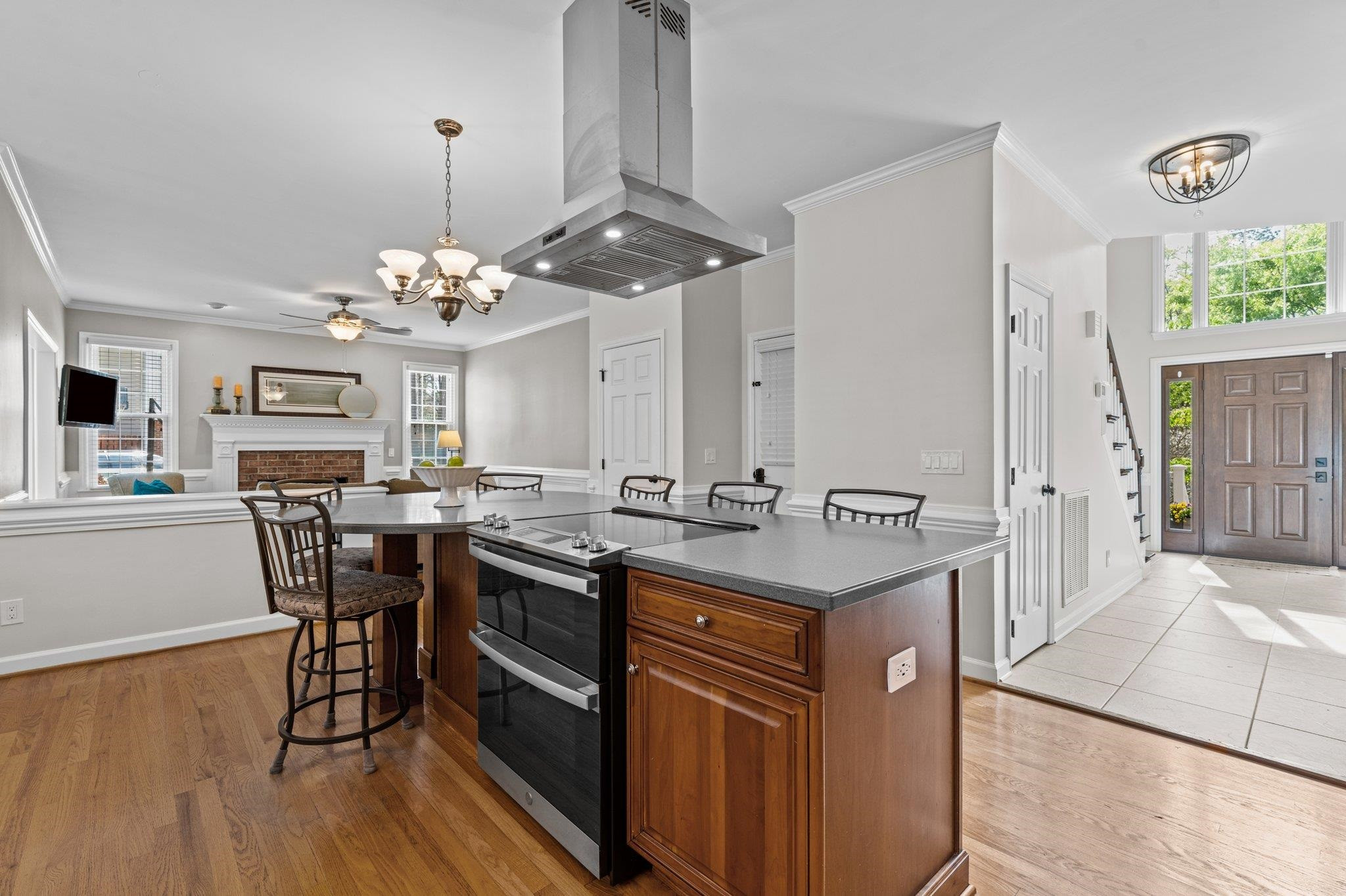1012 Vestavia Woods Drive