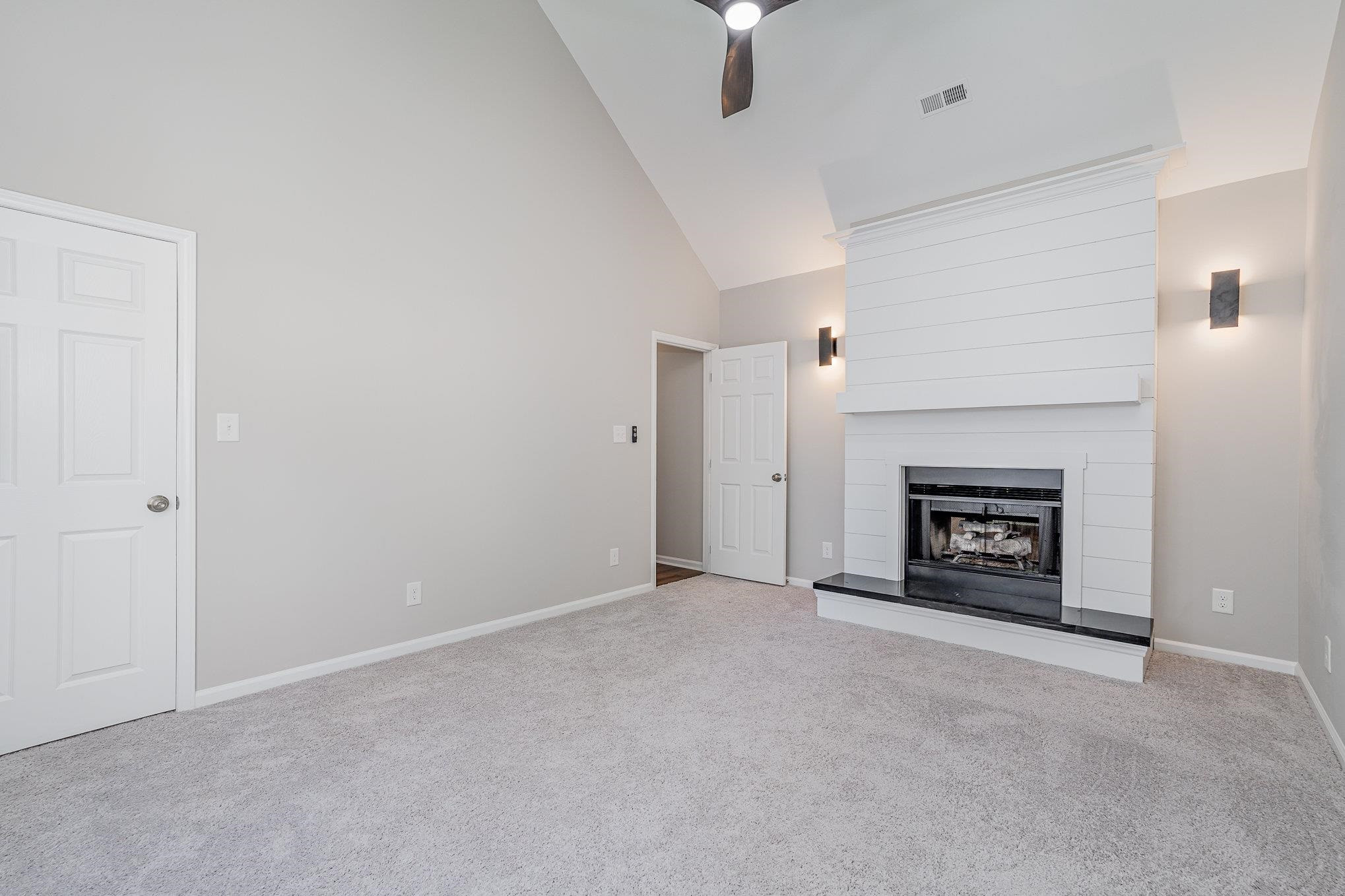 4924 Knightsbridge Way