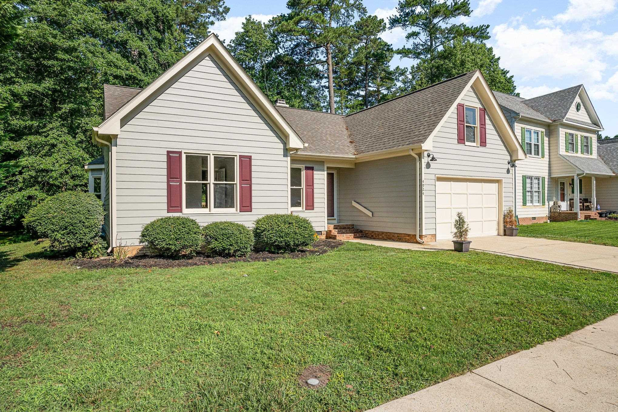 4924 Knightsbridge Way