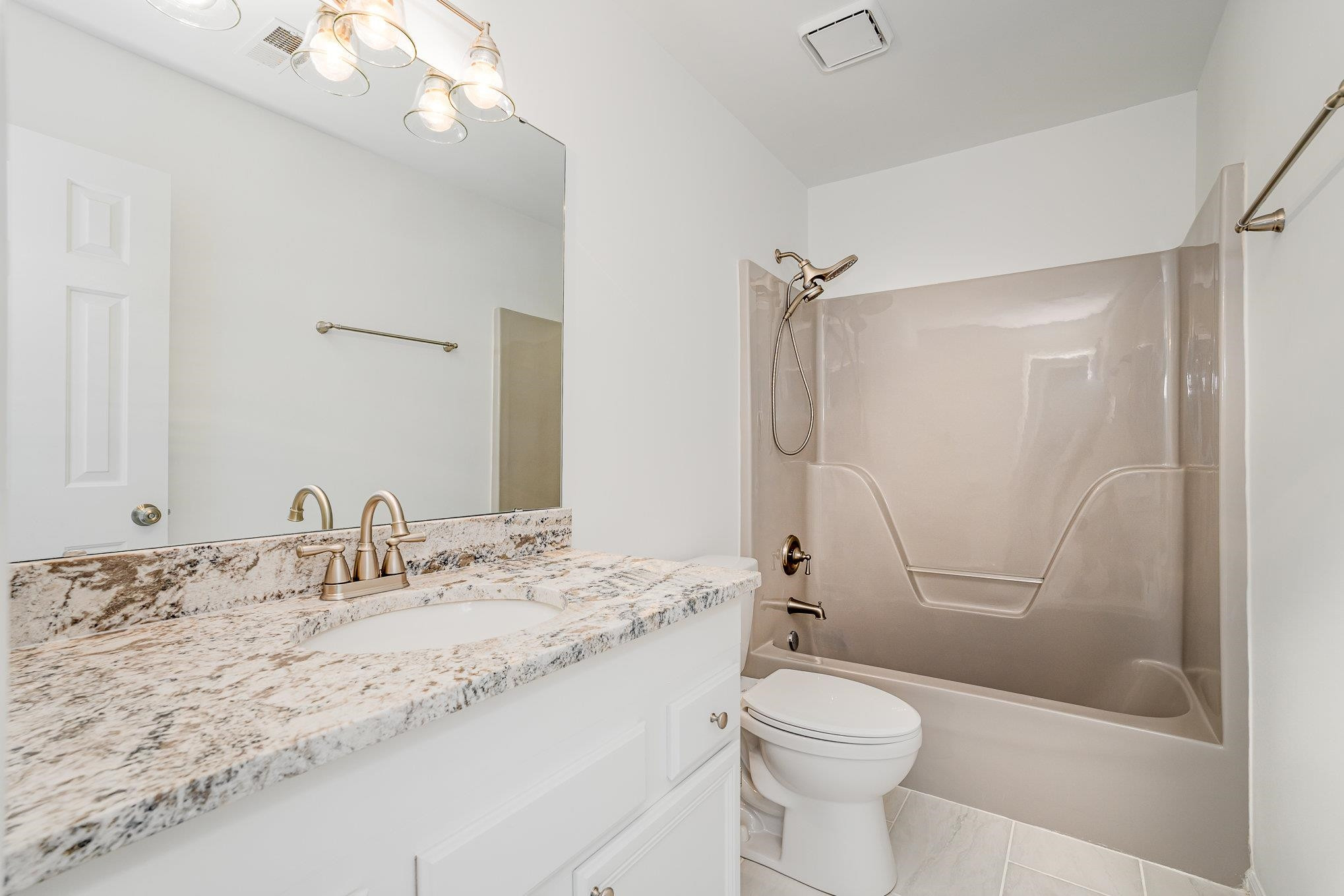 4924 Knightsbridge Way