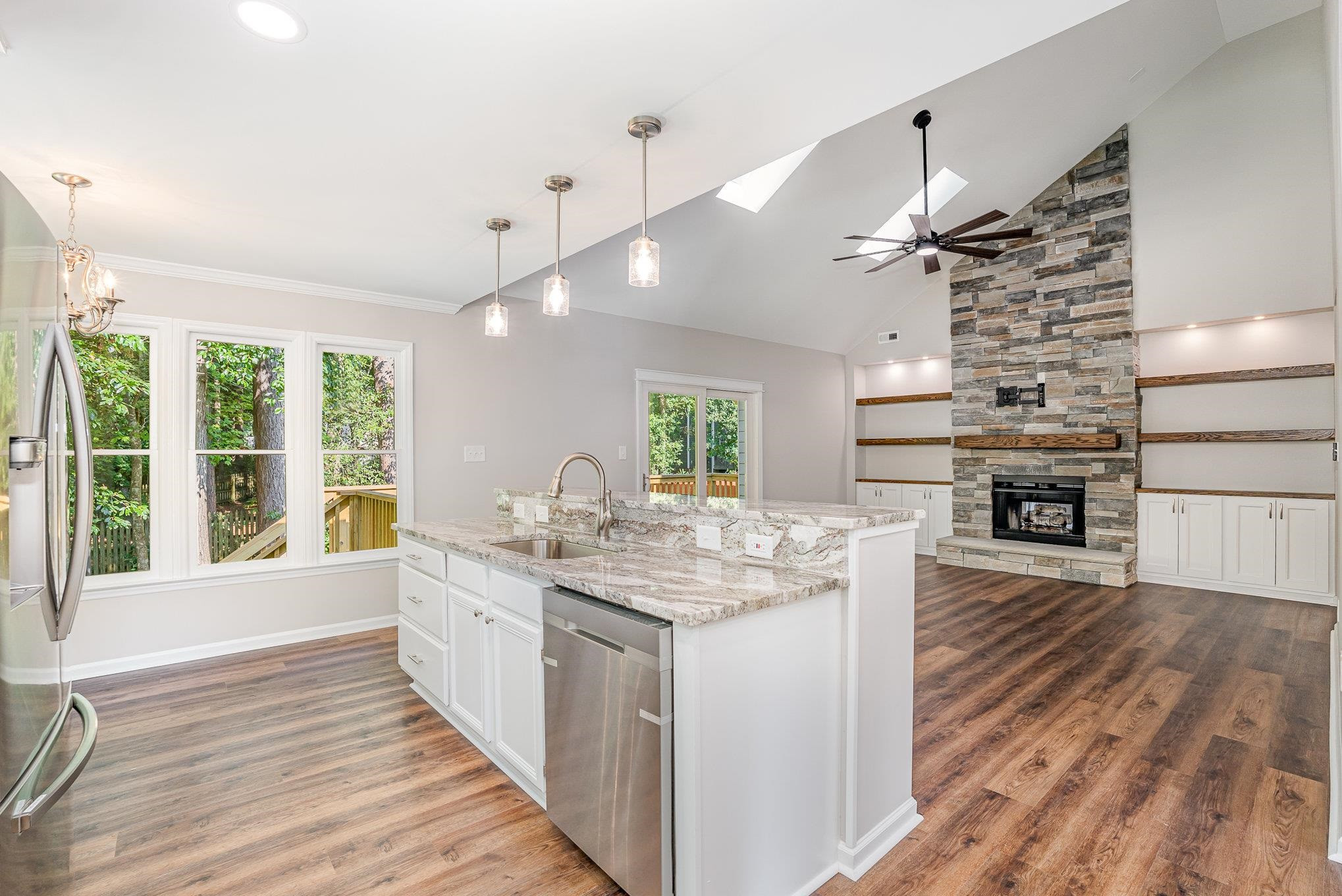 4924 Knightsbridge Way