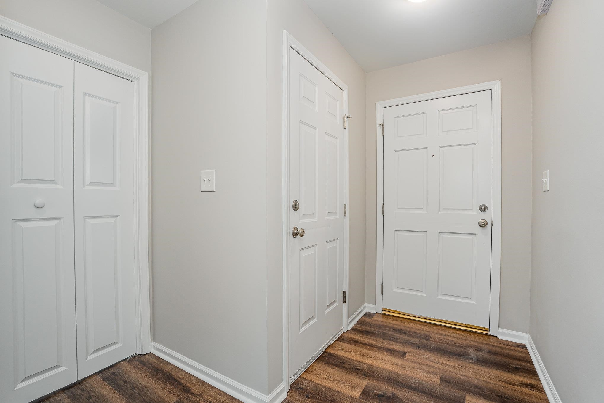 4924 Knightsbridge Way