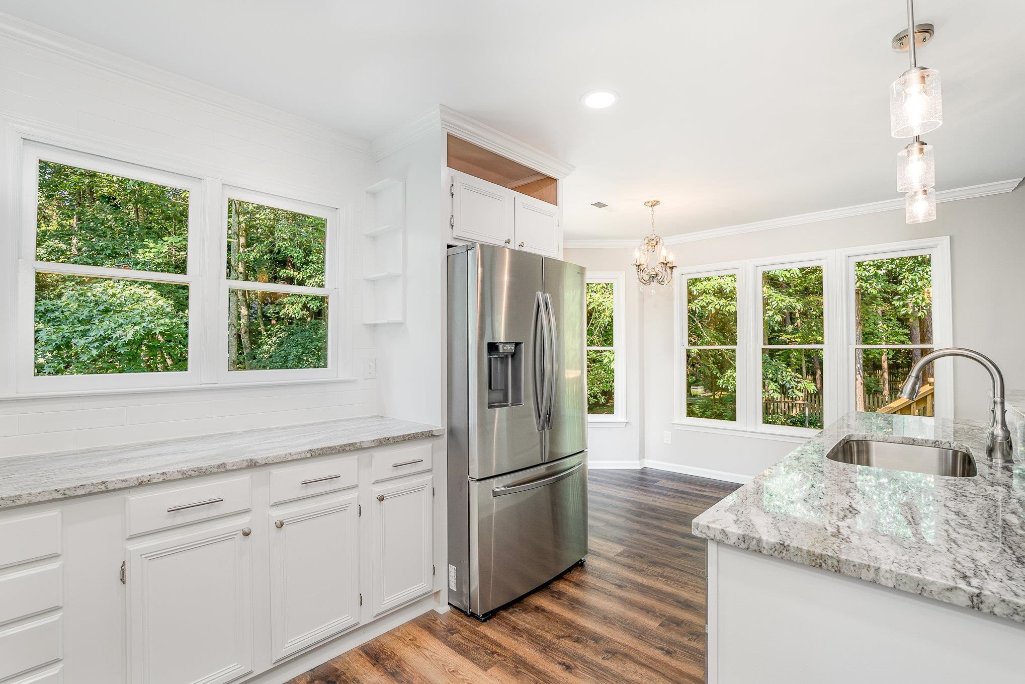 4924 Knightsbridge Way