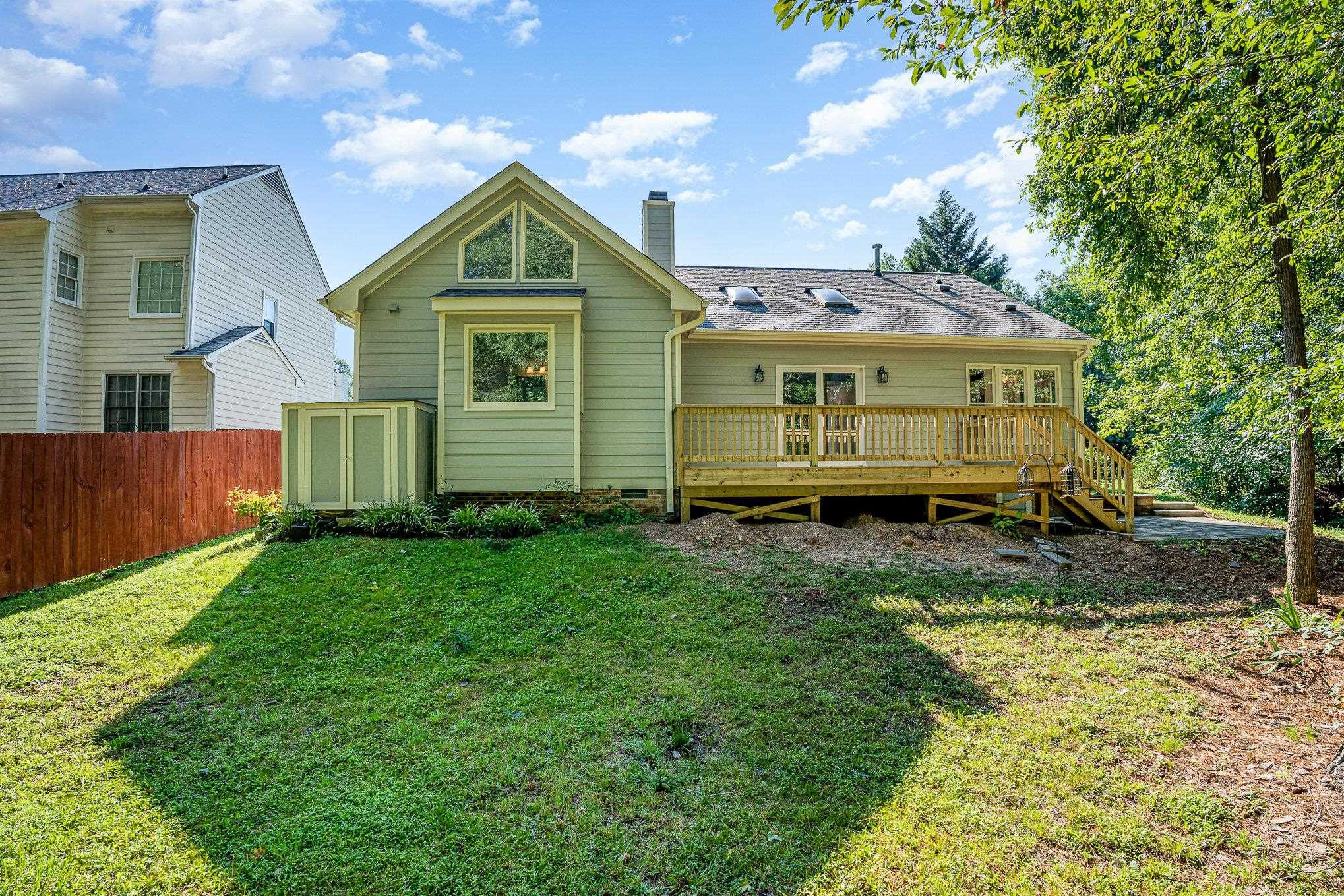 4924 Knightsbridge Way