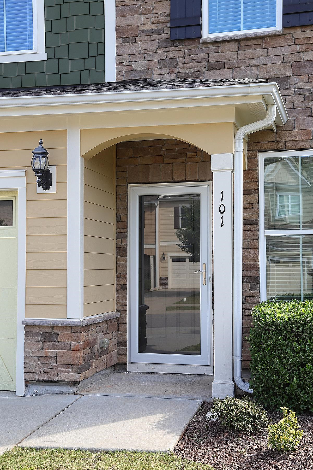 101 Pleasant Glen Lane
