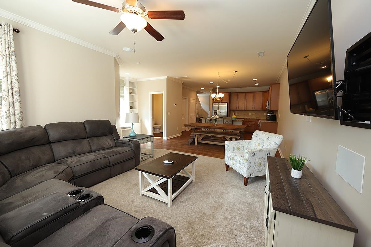 101 Pleasant Glen Lane