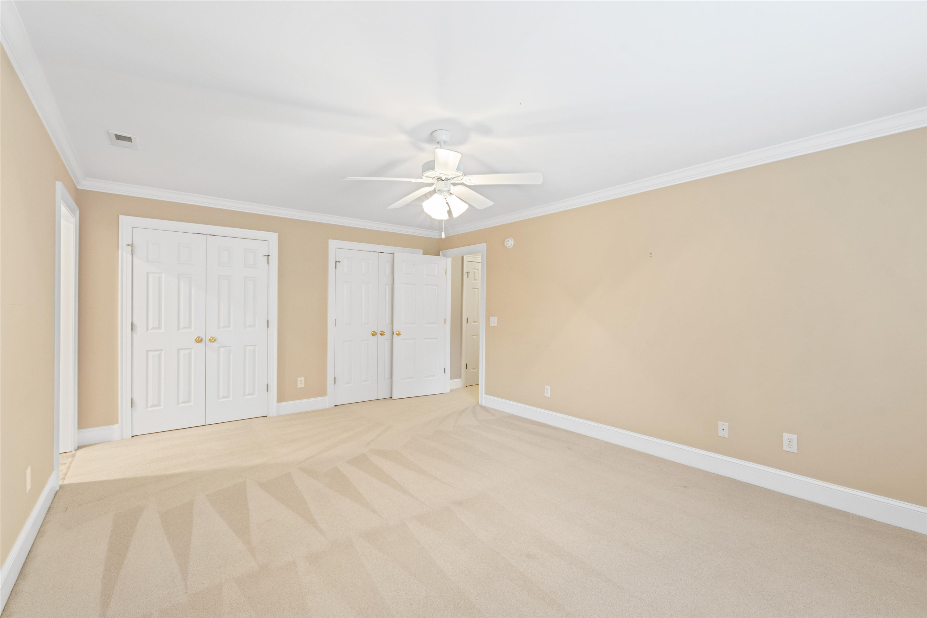 4013 English Laurel Lane