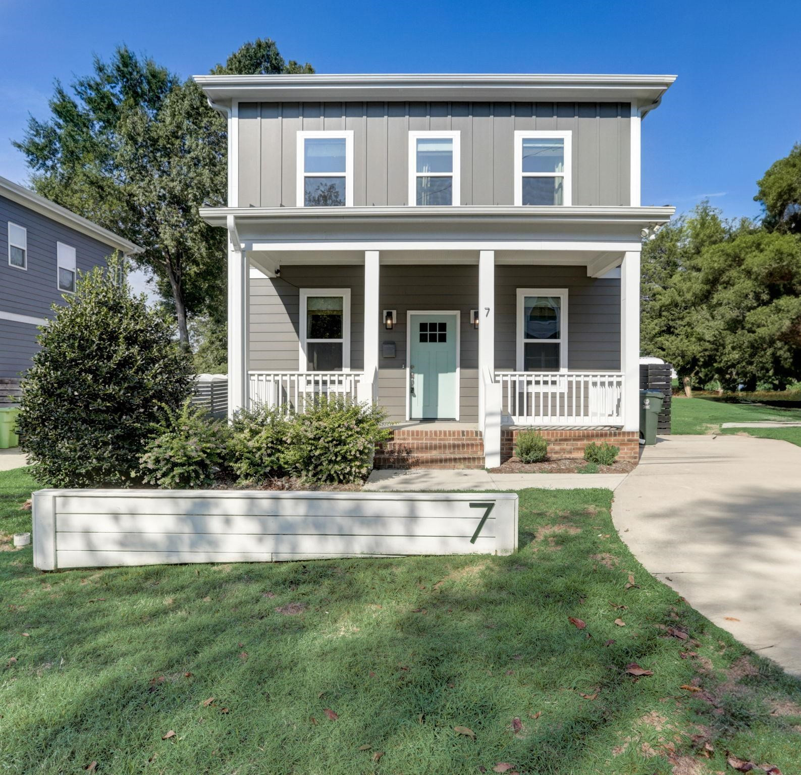 7 Hill Street
