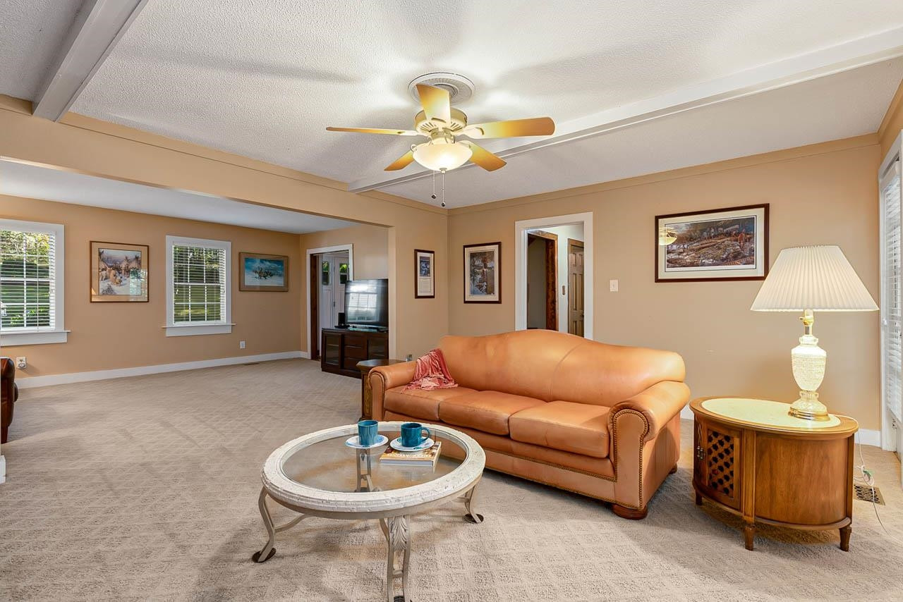 3109 Barnsley Lane