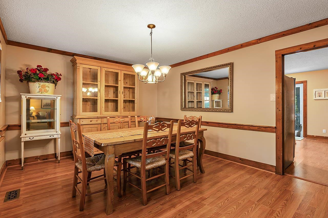 3109 Barnsley Lane