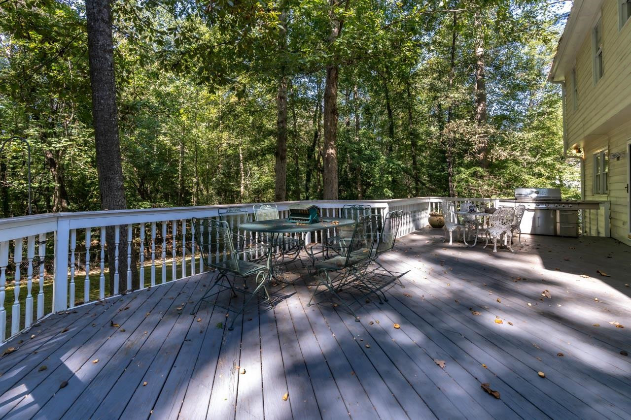 3109 Barnsley Lane