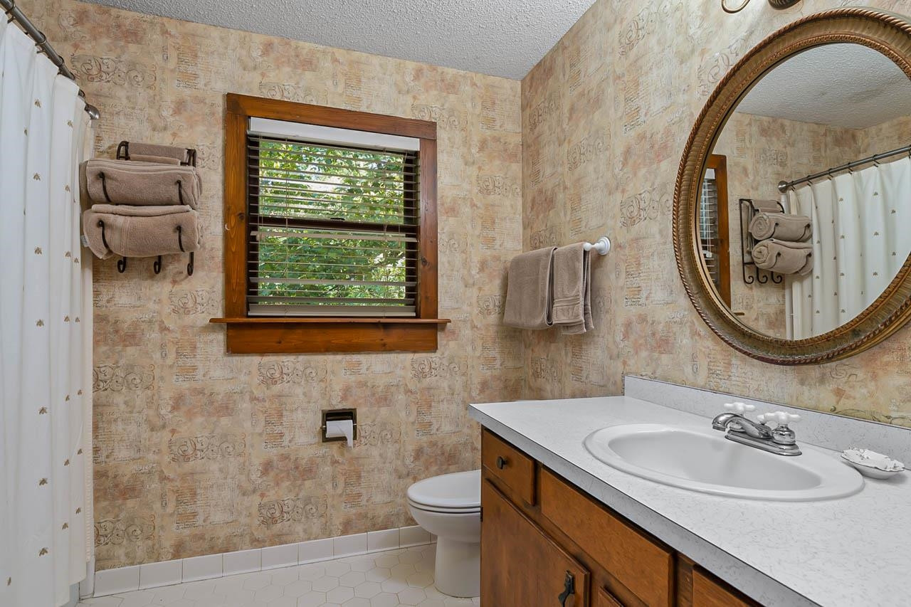 3109 Barnsley Lane
