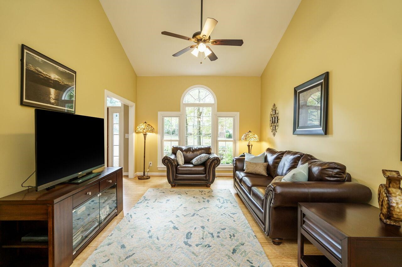105 Kirkfield Drive