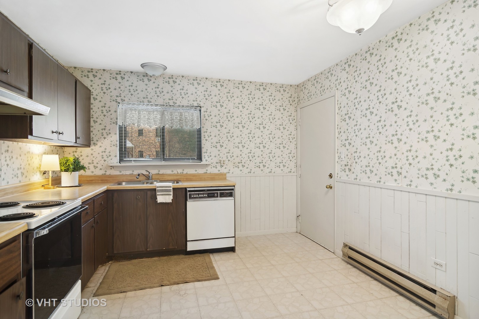 2225 Nichols Road Unit: B