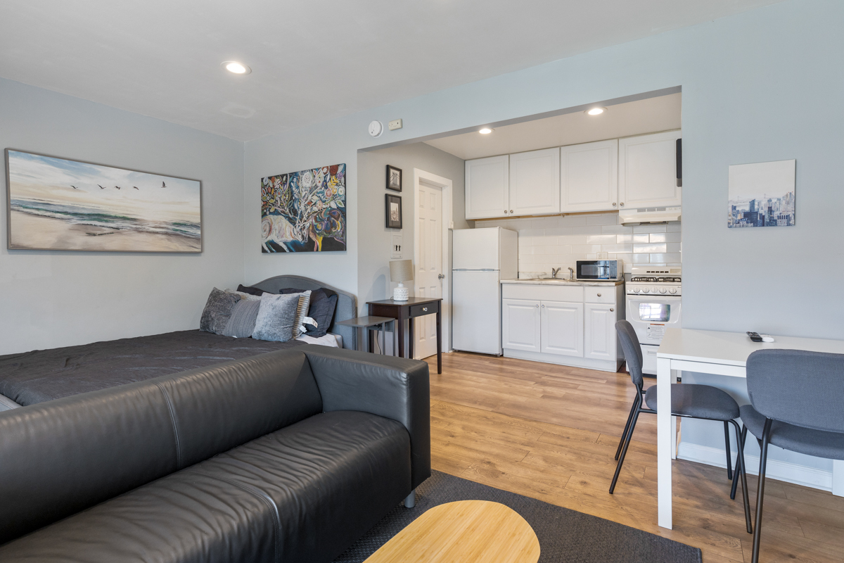 3721 Ruby Street Unit: 206S