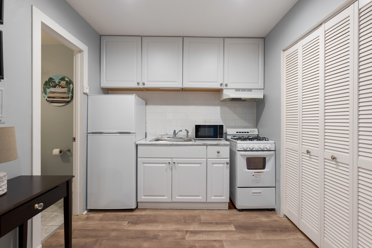 3721 Ruby Street Unit: 206S